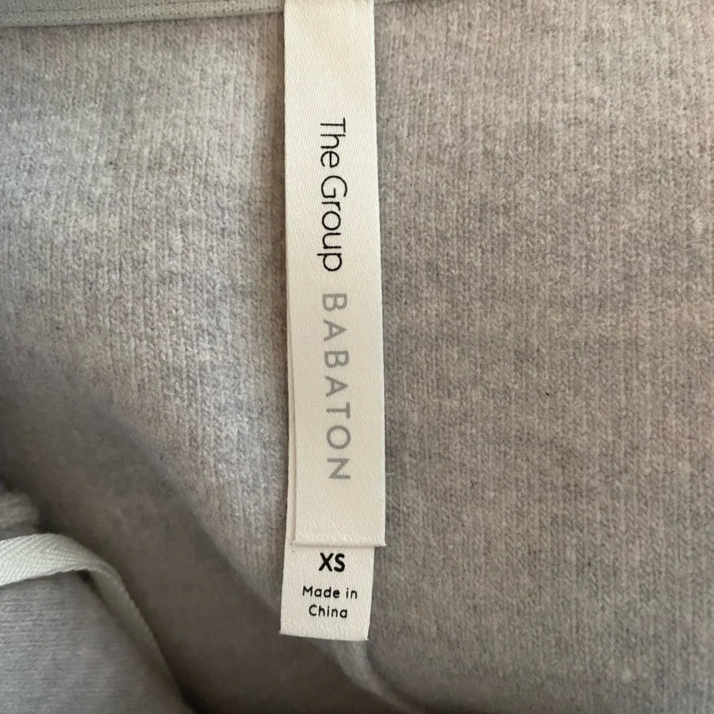 Aritzia Babaton “Johan” Wool Pencil Skirt Light Grey Rear Vent Size XS - Picture 7 of 9